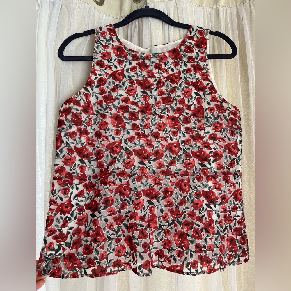 Sleeveless top